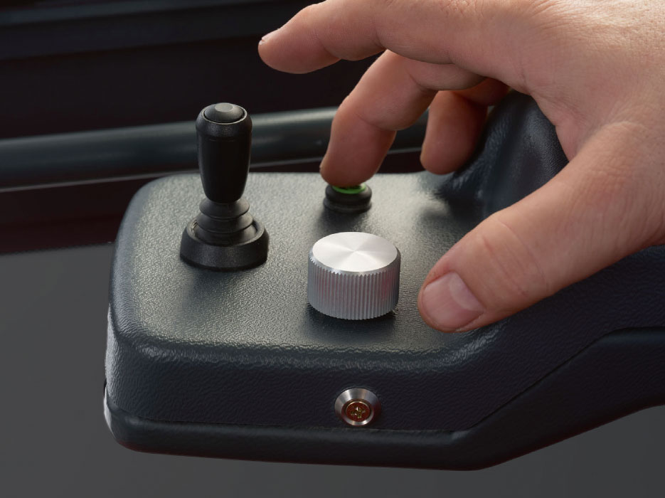  Une micro-balayeuse avec des commandes simples 