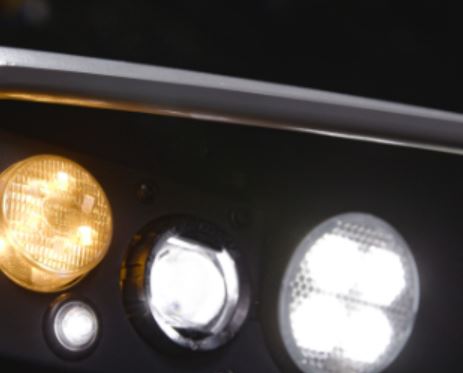  Système d'éclairage complet à LED et projecteurs de travail à LED 