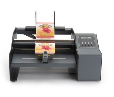 Distributeur d'étiquettes grande laize