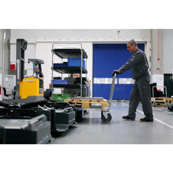 Vente Train de remorques logistique électrique LIFTLINER pour flux internes (GroupeLean FRANCE)