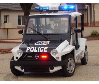 Véhicule d'intervention police