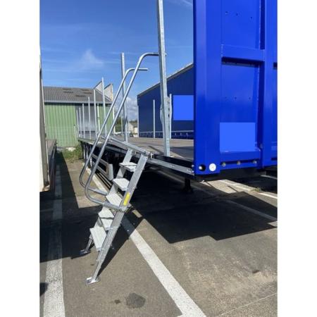 Échelle d’accès pour camion réglable en hauteur ECH SP-U