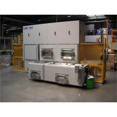 Machine de nettoyage de pièces embouties