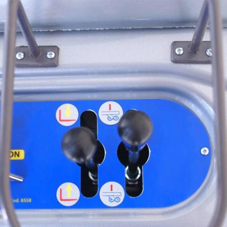 Comparateur Gerbeur électrique 1 et 2 palettes Delta TP AC-evo