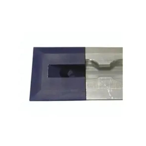 Embout plastique pour rail d'arrimage universel acier