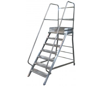 Prix Estrade aluminium à double rampe et garde corps frontal Réf. 2067-2F