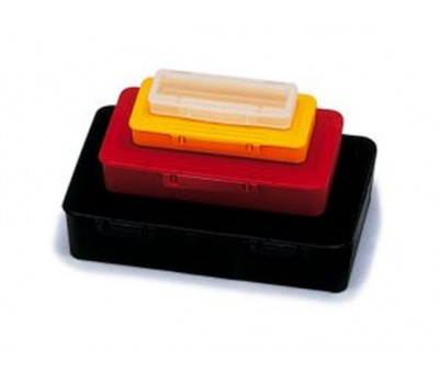Boite plastique rectangulaire à charnière
