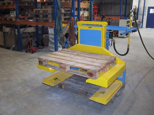 Comparateur Transporteur de bobine sur coussins d'air Transbobine