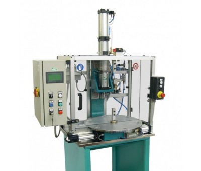 Presse à plateau rotatif automatique