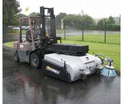 Balayeuse pour chariot élévateur 100% autonome Leader clean