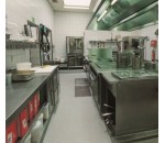 Système antidérapant à pose rapide pour aires de circulation Flowfast Quartz - FLOWCRETE FRANCE