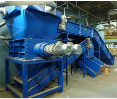 Devis Broyeur de carton grande capacité 2,5 à 5,5 tonnes/h CRASHER