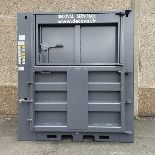 Presse à balles verticale compacte polyvalente 550 kg V505LH : cartons films plastiques textiles mousse - DECOVAL SERVIPACK