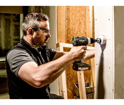 Devis Perceuse visseuse sans fil 18 Volts METABO BS 18 LT BL