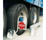 Cale de roue pour camion MAX AS - STERTIL DOCK PRODUCTS