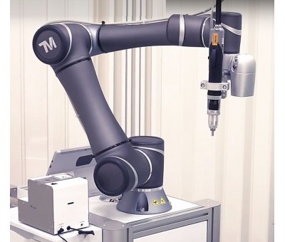 Cobot industriel pour le vissage