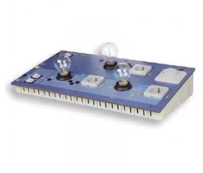 Plaque didactique en étoile pour câblage variable 3 phases + neutre