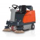 Balayeuse autoportée polyvalente Sweepmaster P/B 980R/ RH