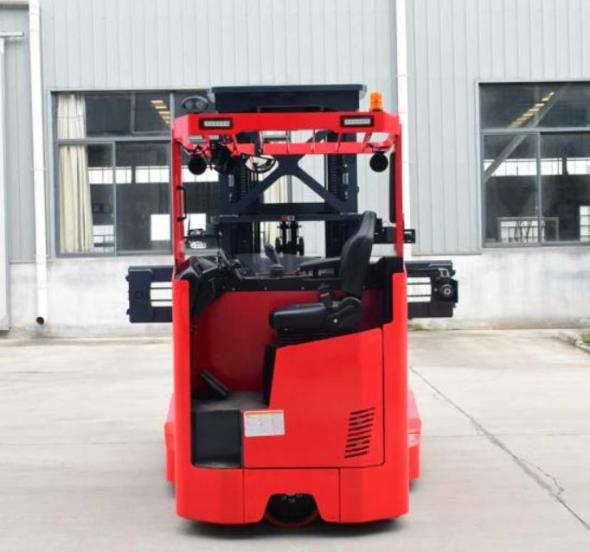 Achat Chariot latéral électrique 4 directions 2,5 tonnes grande hauteur jusqu'à 10 m MQZ