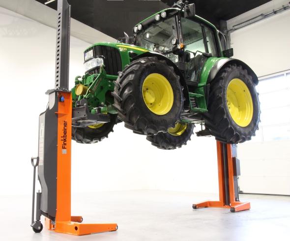 Vente Colonnes de levage pour tracteur agricole | sur batterie sans fil wireless (FINKBEINER FRANCE)