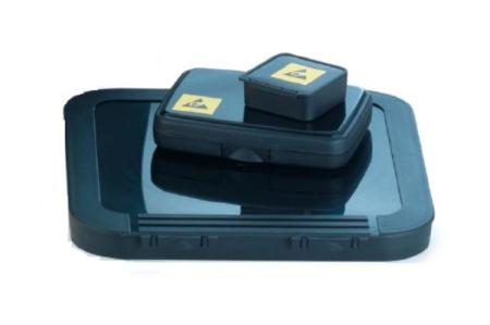 Boîtes plastiques antistatiques à charnières